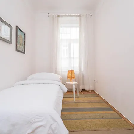 Apartment Old Town Serenity & Historic Charm Bratislava