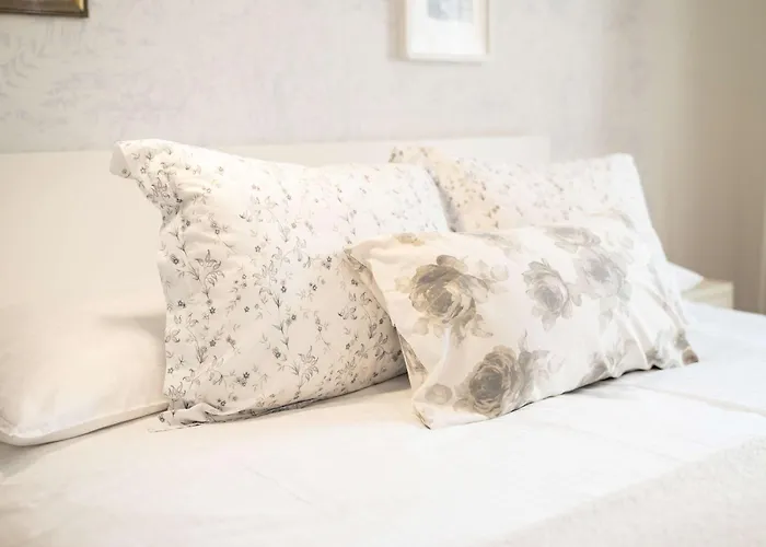 Old Town Serenity & Historic Charm *