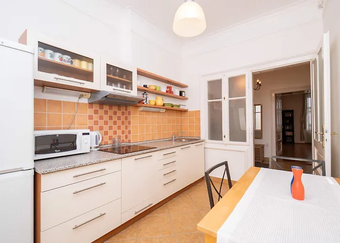 Apartament Old Town Serenity & Historic Charm Bratysława