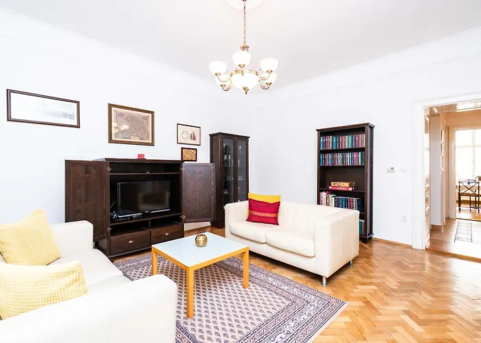 דירה Old Town Serenity & Historic Charm *