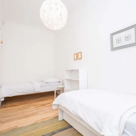 Old Town Serenity & Historic Charm