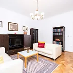 דירה Old Town Serenity & Historic Charm *